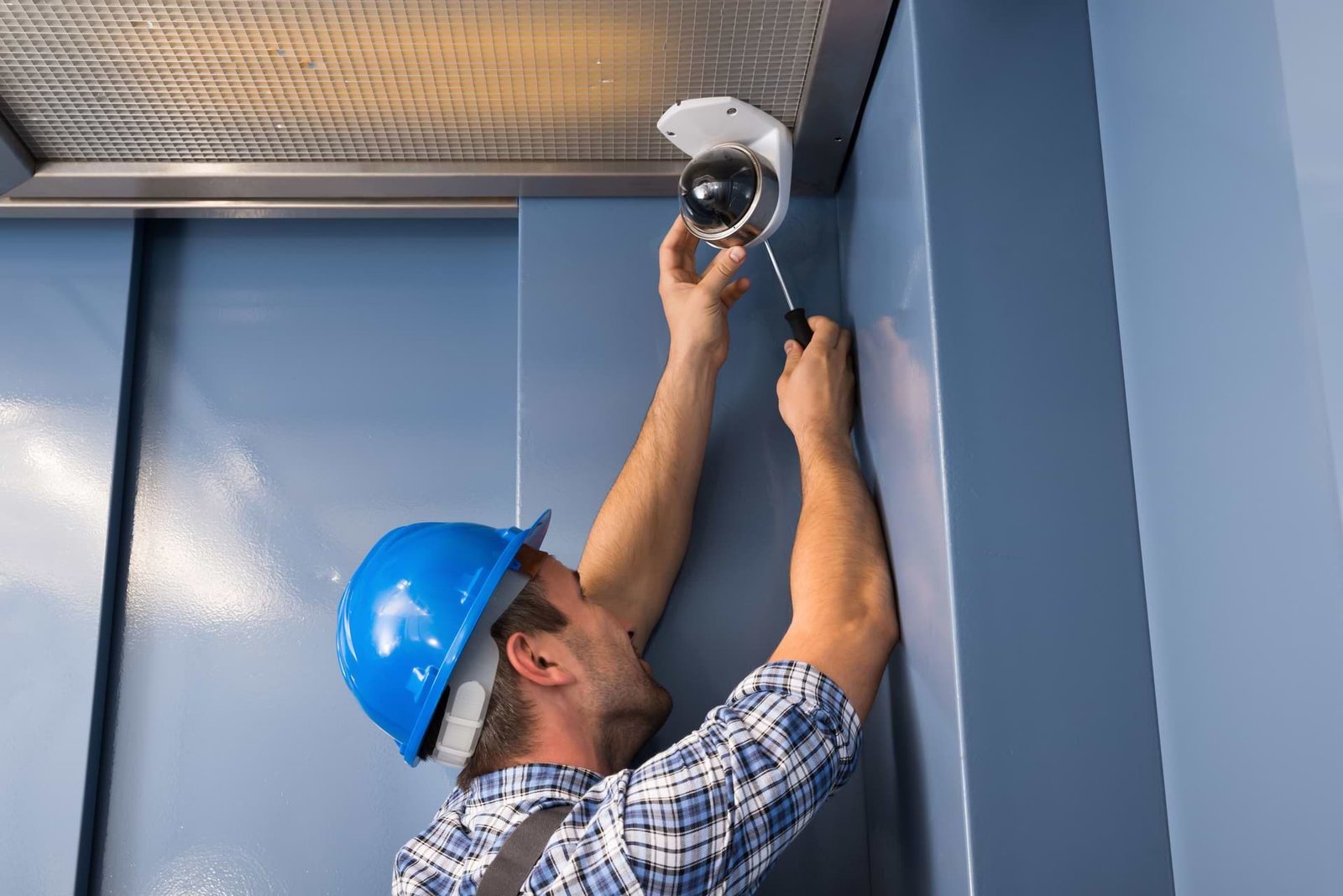 Low Voltage Technicians Near Los Angeles