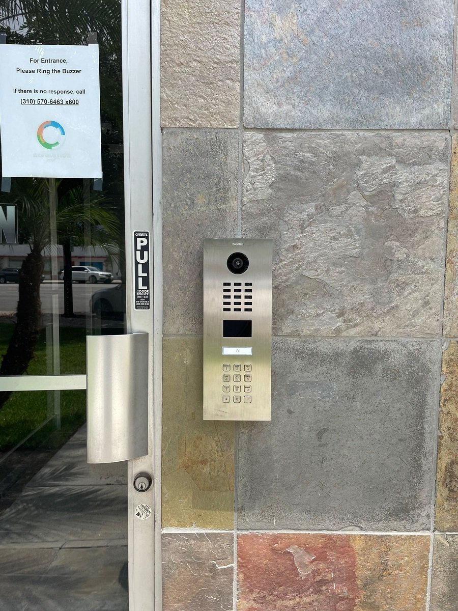 How To Install Wireless Intercom System In Los Angeles?