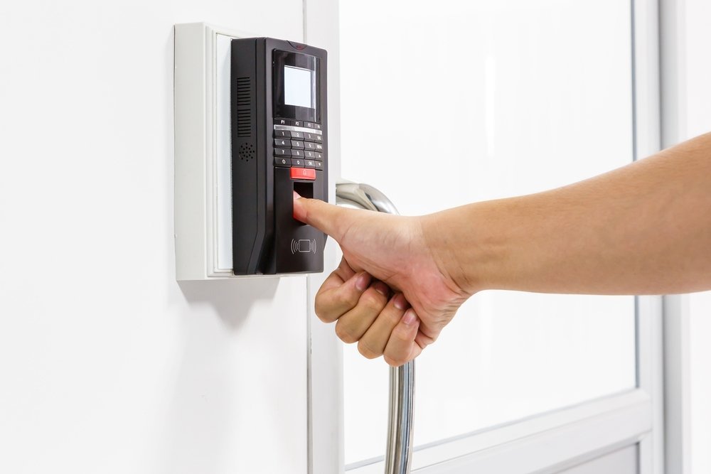 Unlocking Security: A Guide to Selecting the Perfect Biometric Door Lock